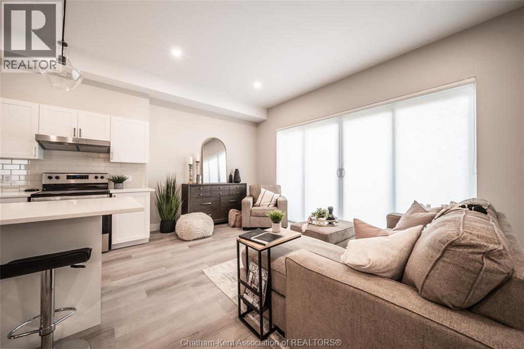 175 Churchill Park ROAD Unit# 216, Chatham, Ontario, N7M6K5 — Photo 11