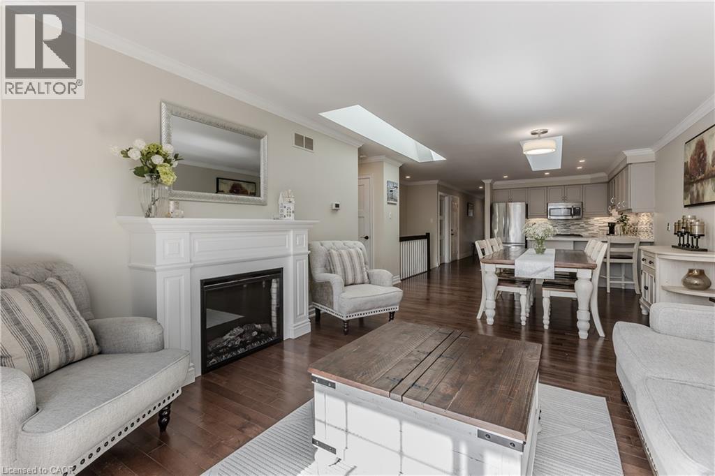 20 MEADOWLANDS Boulevard Unit 26, Hamilton, Ontario L9K1J5 - Photo 4