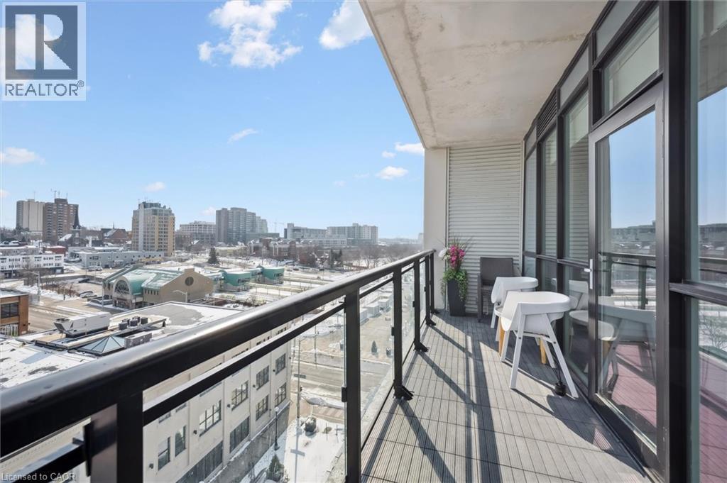 60 CHARLES Street W Unit# 702, Kitchener, Ontario, N2G0C9 — Photo 22