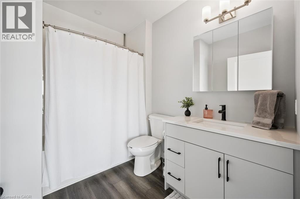 60 CHARLES Street W Unit# 702, Kitchener, Ontario, N2G0C9 — Photo 16