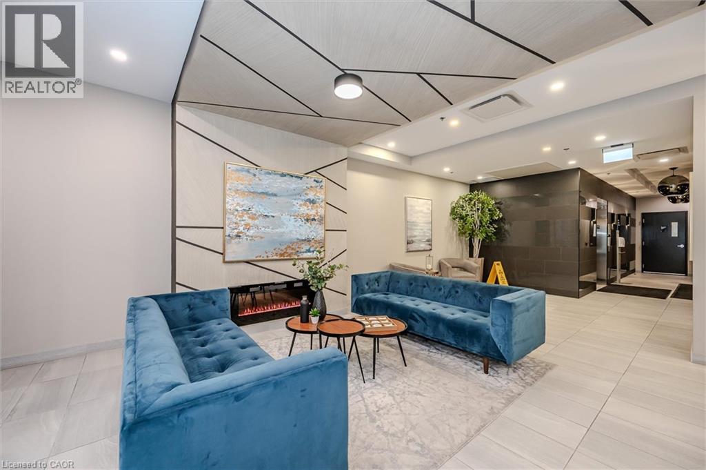 60 CHARLES Street W Unit# 702, Kitchener, Ontario, N2G0C9 — Photo 6