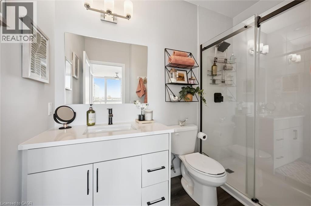 60 CHARLES Street W Unit# 702, Kitchener, Ontario, N2G0C9 — Photo 19