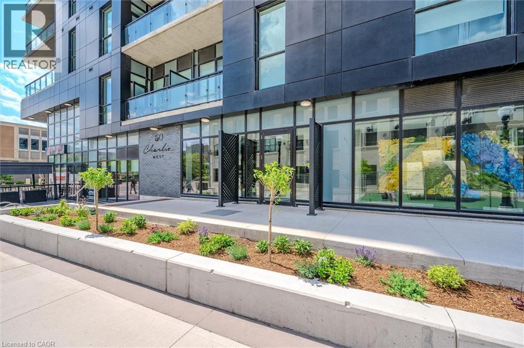 60 CHARLES Street Unit 702, Kitchener, Ontario N2G0C9 - Photo 4
