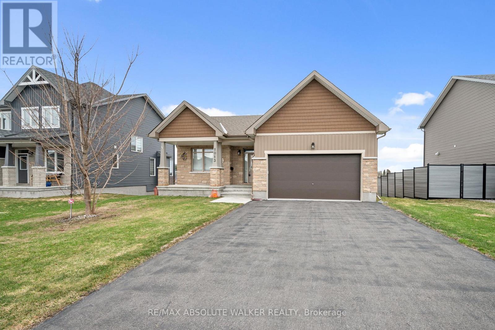 1013 DIAMOND STREET - 1