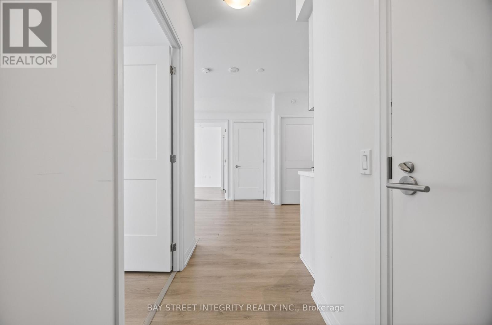#1720 50 DUNFIELD AVENUE - 6