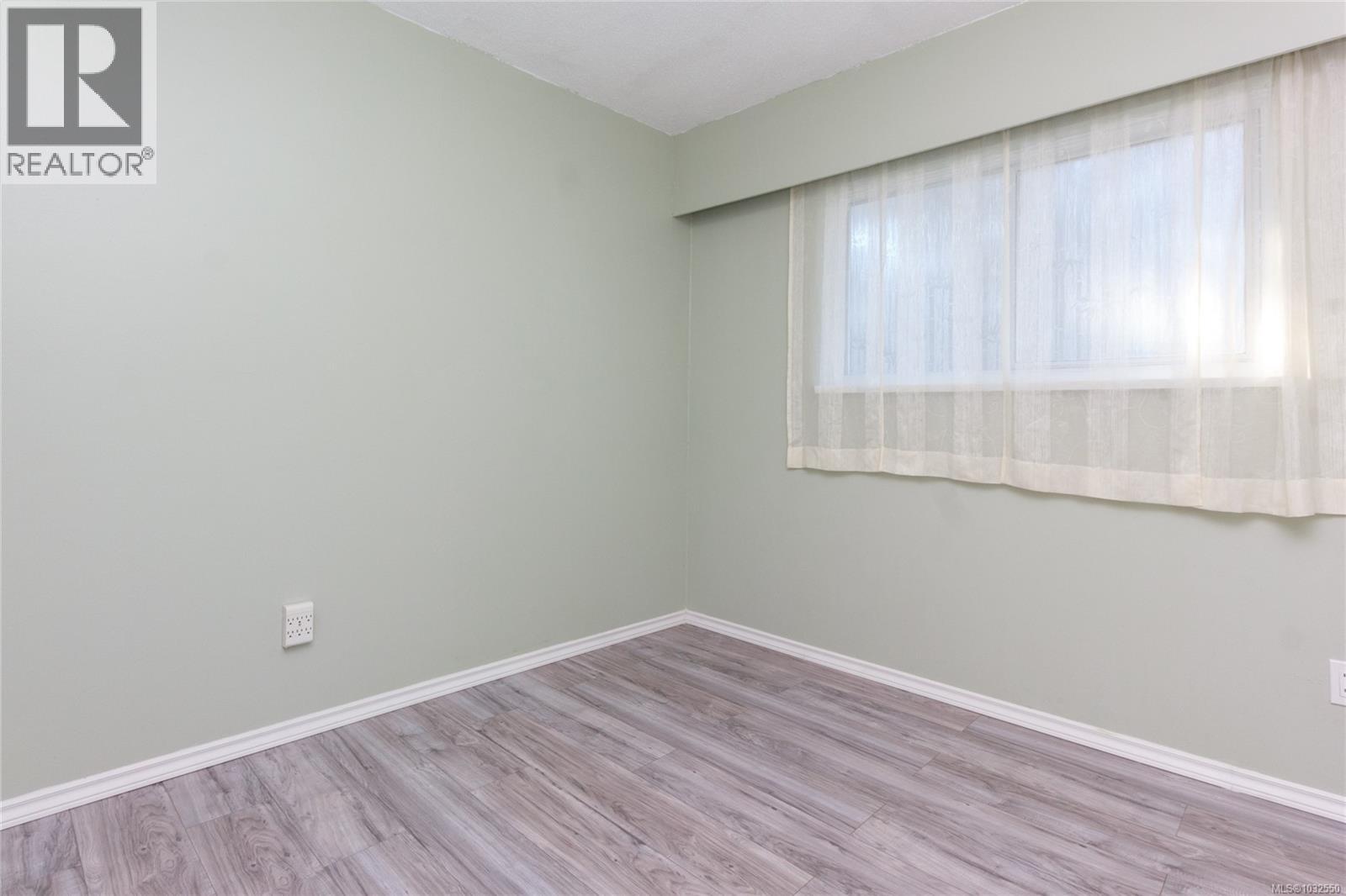 2254 AMHERST AVE - 12