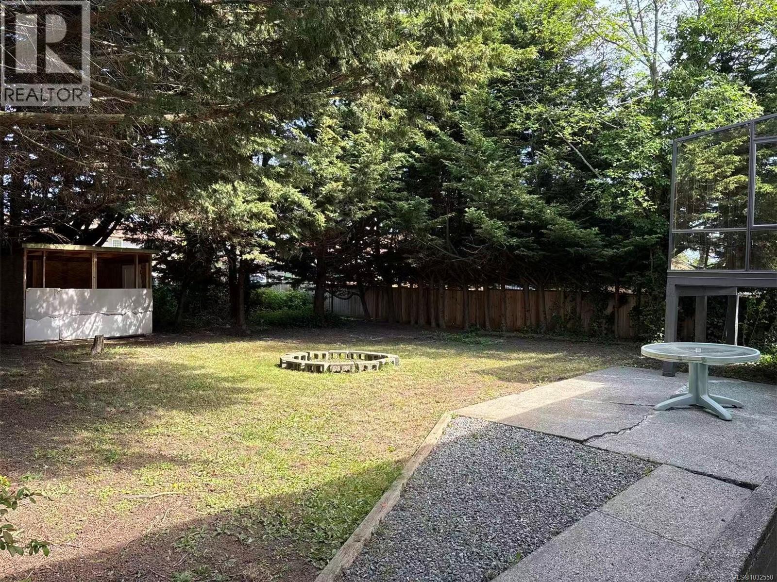 2254 AMHERST AVE - 20