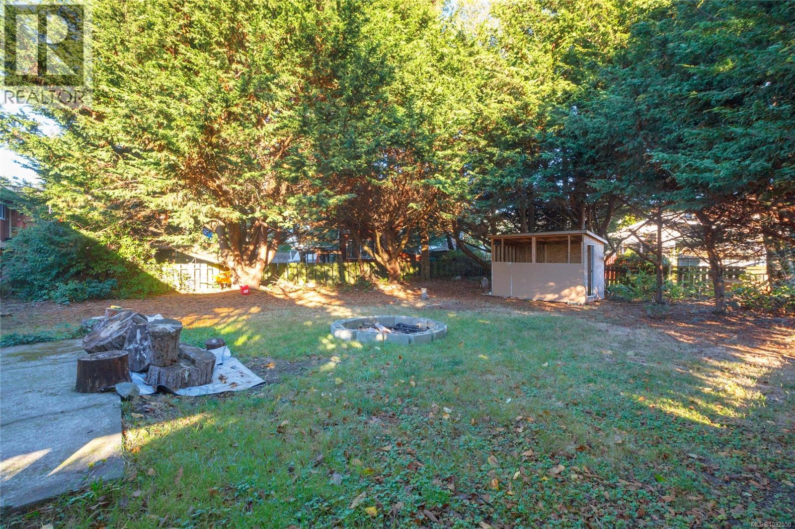 2254 AMHERST AVE - 22