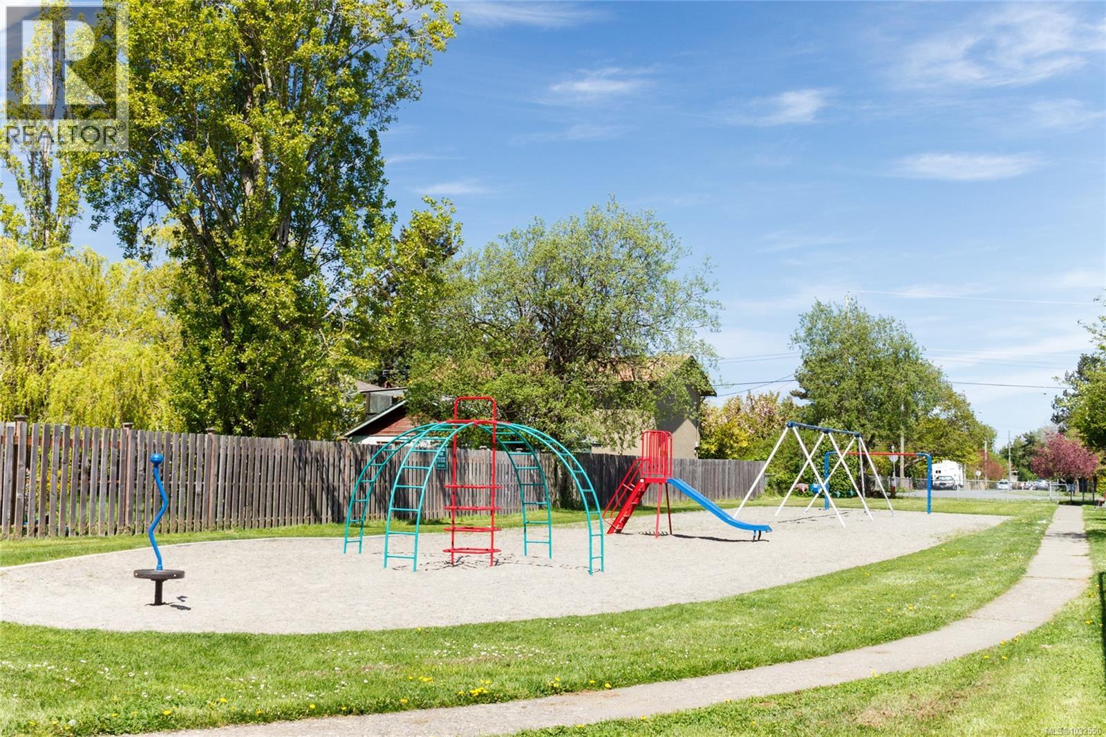 2254 Amherst Ave - 24