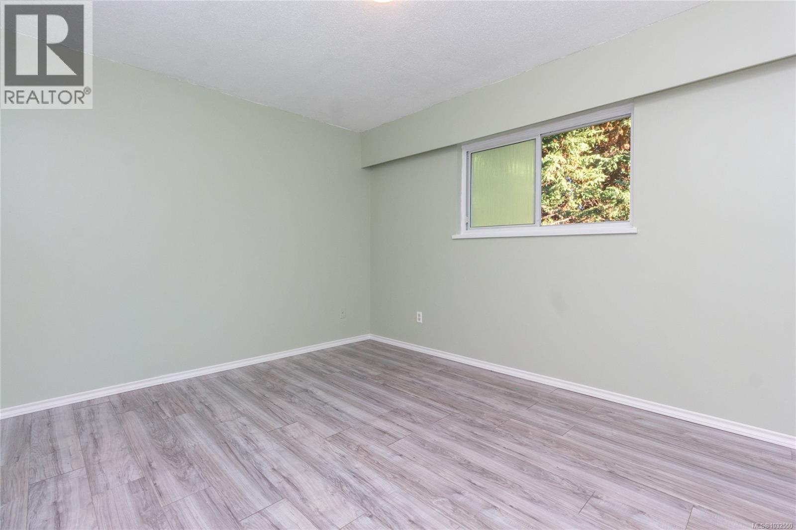 2254 AMHERST AVE - 9