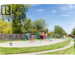 2254 Amherst Ave, Sidney, BC V8L2G7 Photo 24