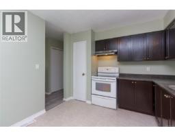 Office - 2254 Amherst Ave, Sidney, BC V8L2G7 Photo 8