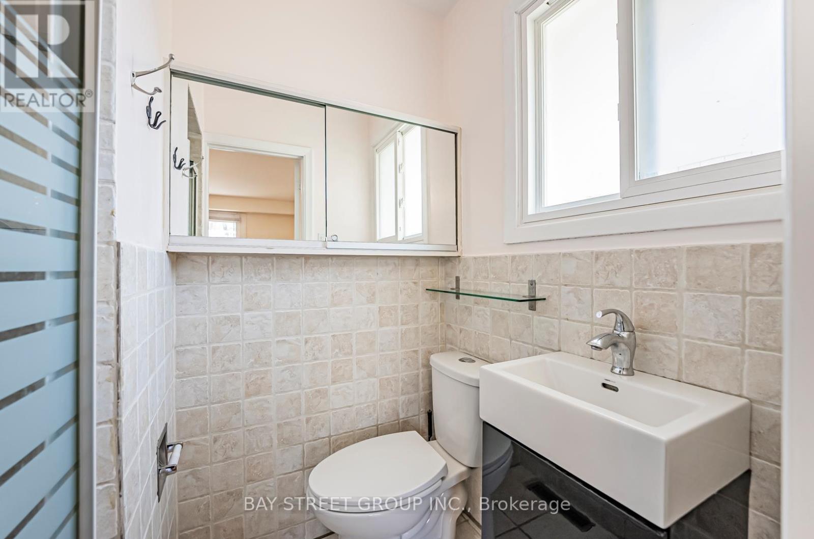 38 FOURSOME CRESCENT - 15