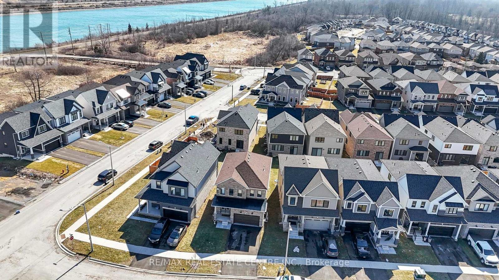 17 DOWNRIVER DRIVE - 29