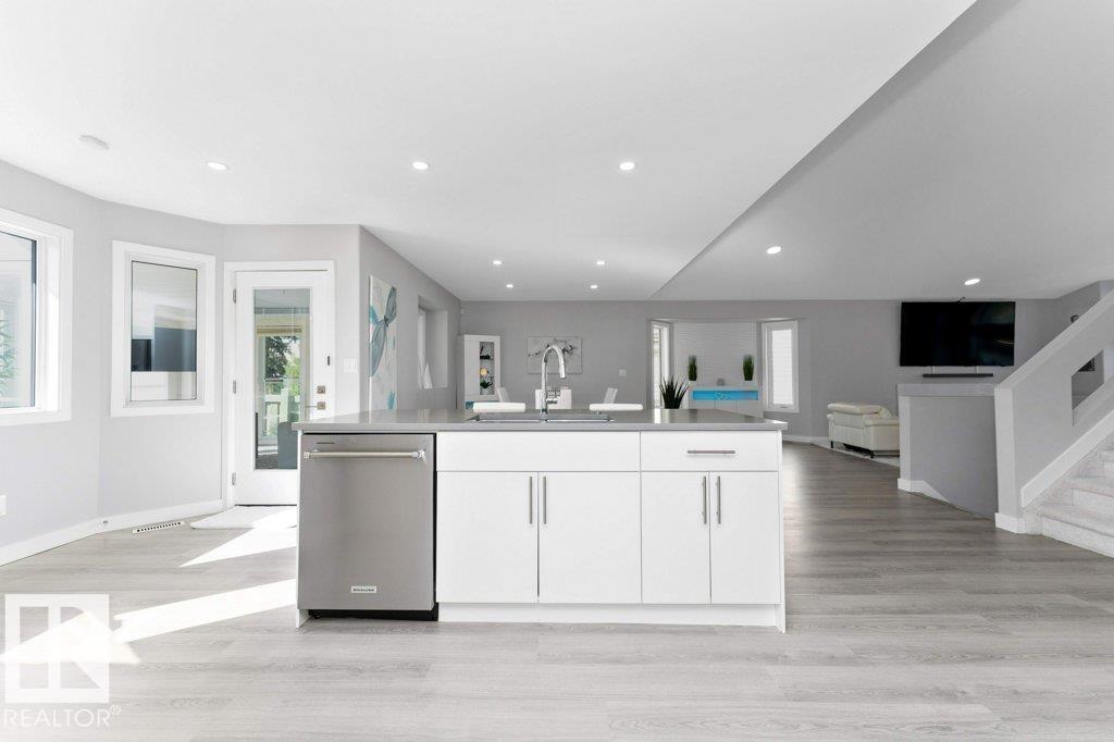 1611 WELBOURN CV NW, Edmonton