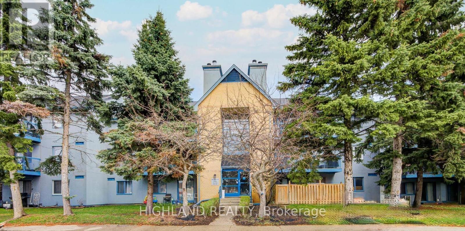 1033 - 95 TRAILWOOD DRIVE