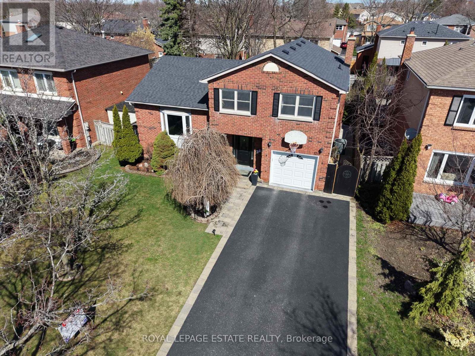 130 WILLIAM STEPHENSON DRIVE - 1