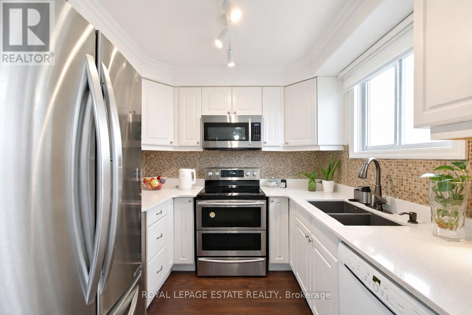 130 WILLIAM STEPHENSON DRIVE - 12