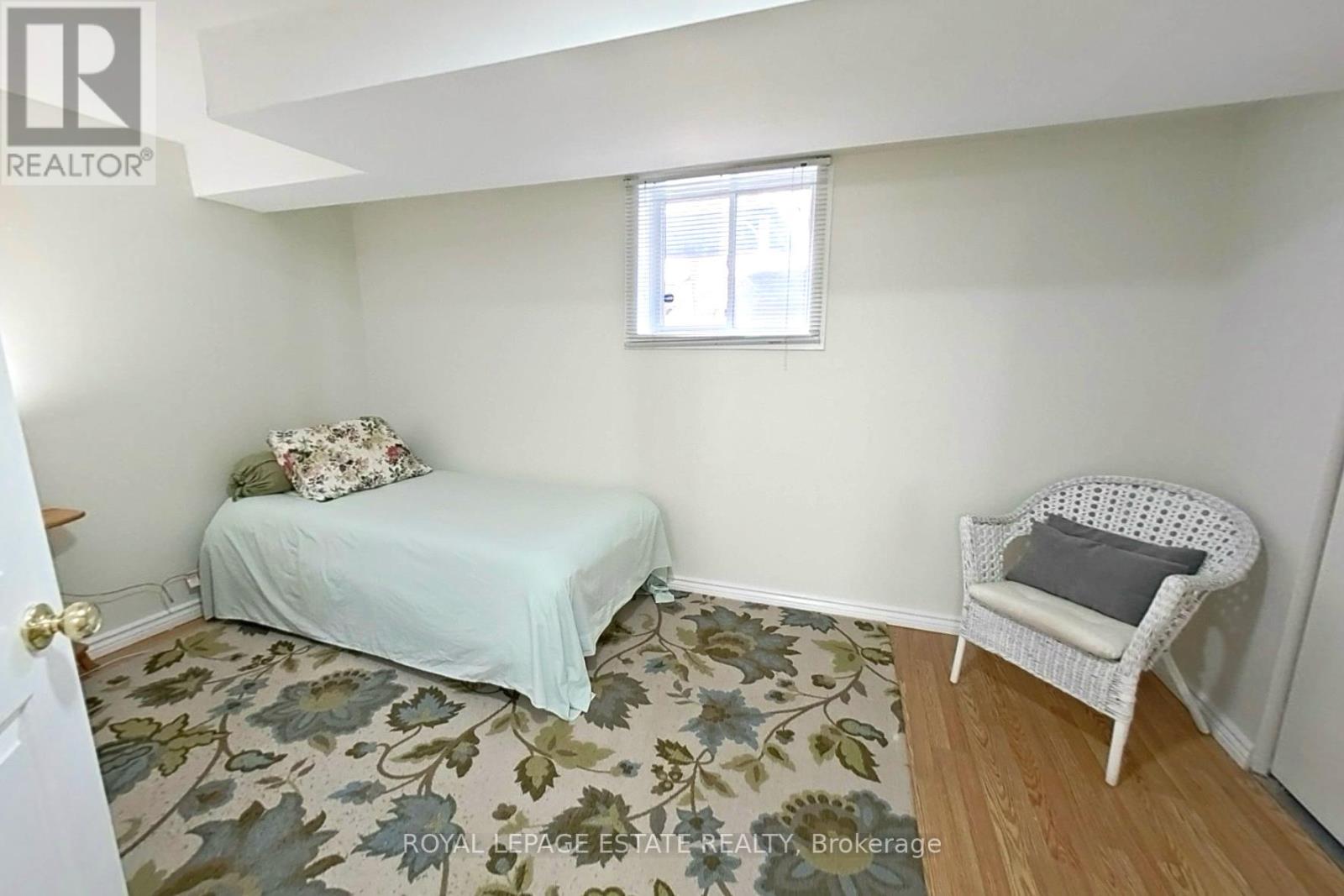 130 WILLIAM STEPHENSON DRIVE - 30