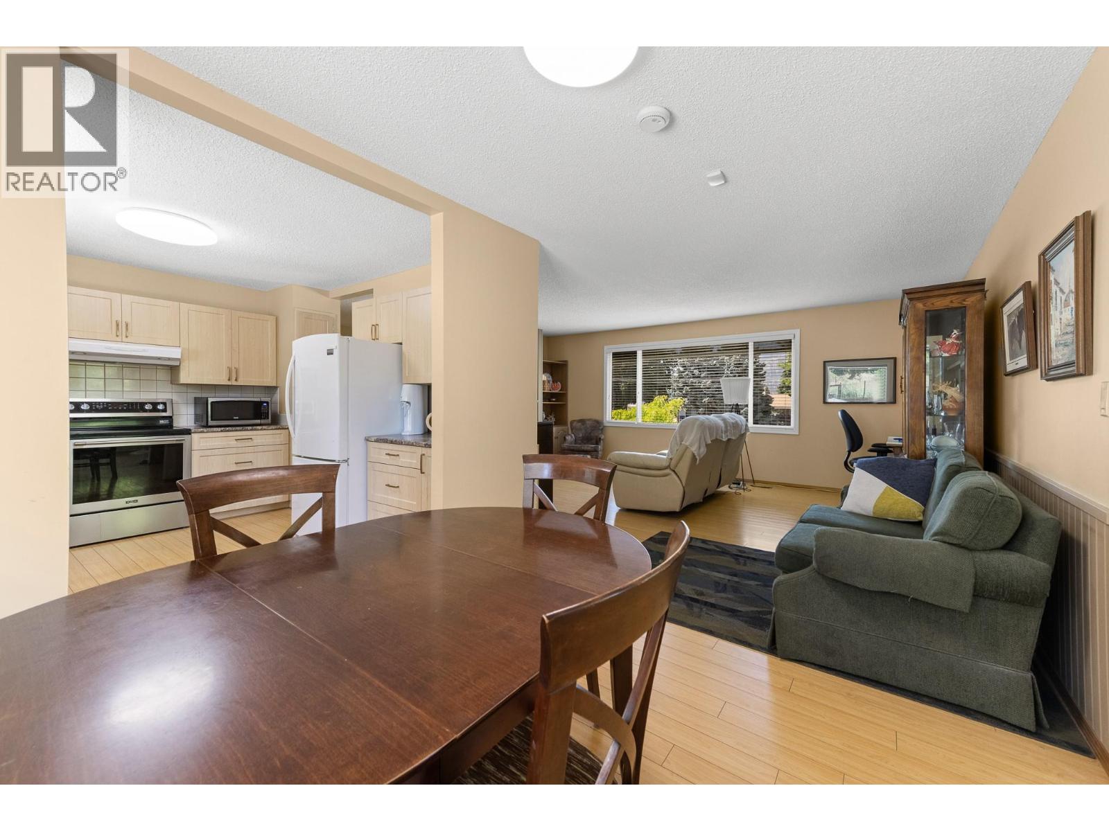  2545 Colleen Road, West Kelowna