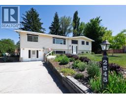  2545 Colleen Road, West Kelowna