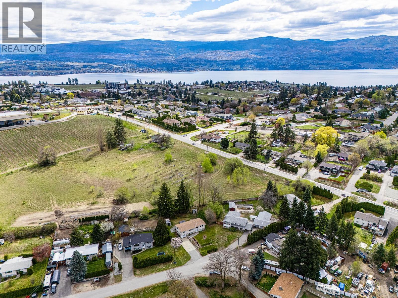  2545 Colleen Road, West Kelowna