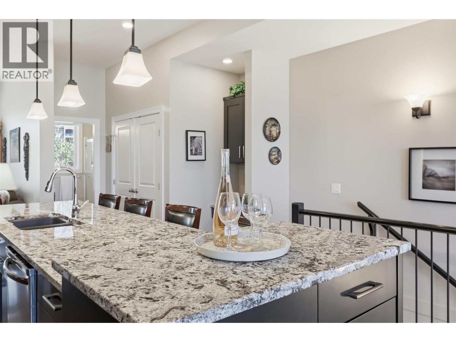 1530 GOLF RIDGE Drive - 9