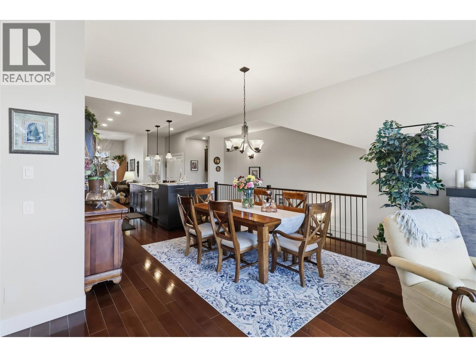 1530 GOLF RIDGE Drive - 10