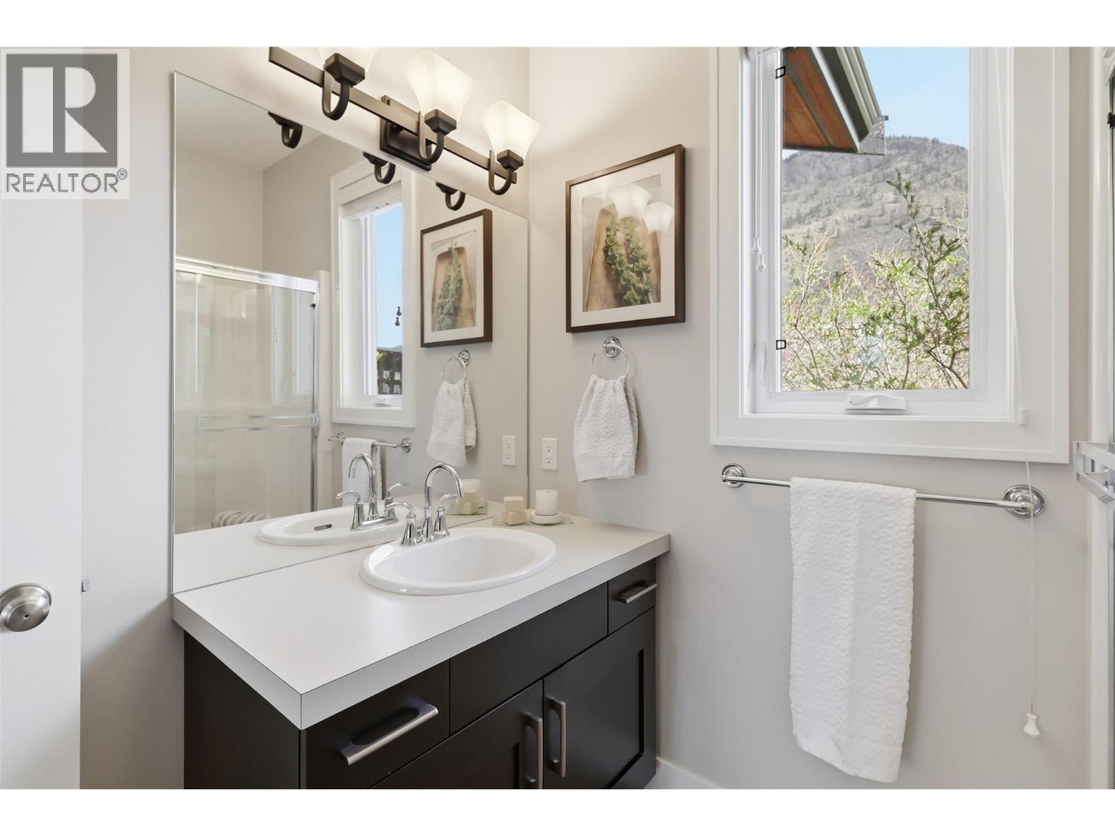 1530 GOLF RIDGE Drive - 34