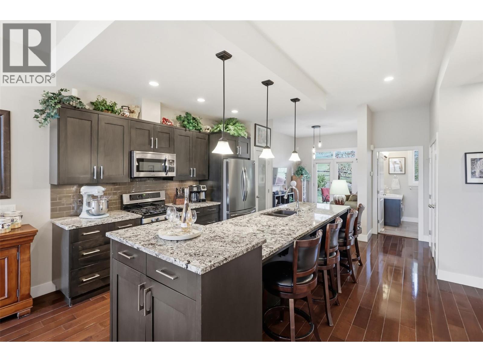 1530 GOLF RIDGE Drive - 8