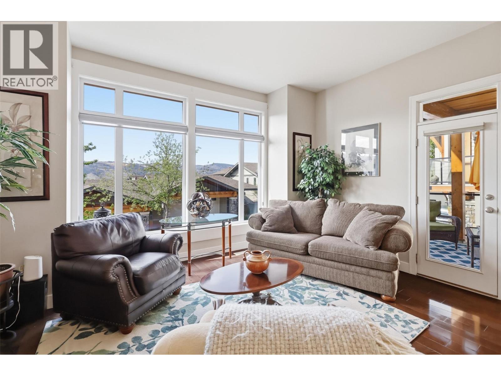 1530 GOLF RIDGE Drive - 13