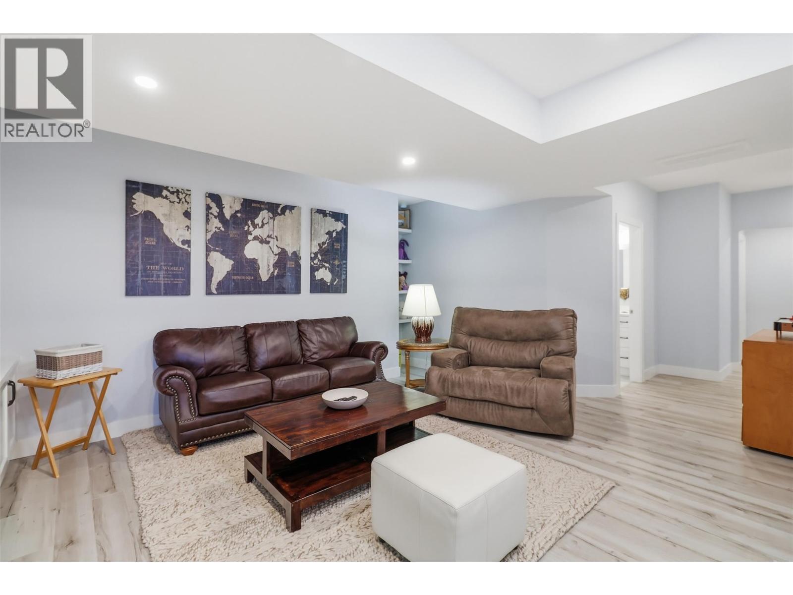 1530 GOLF RIDGE Drive - 40