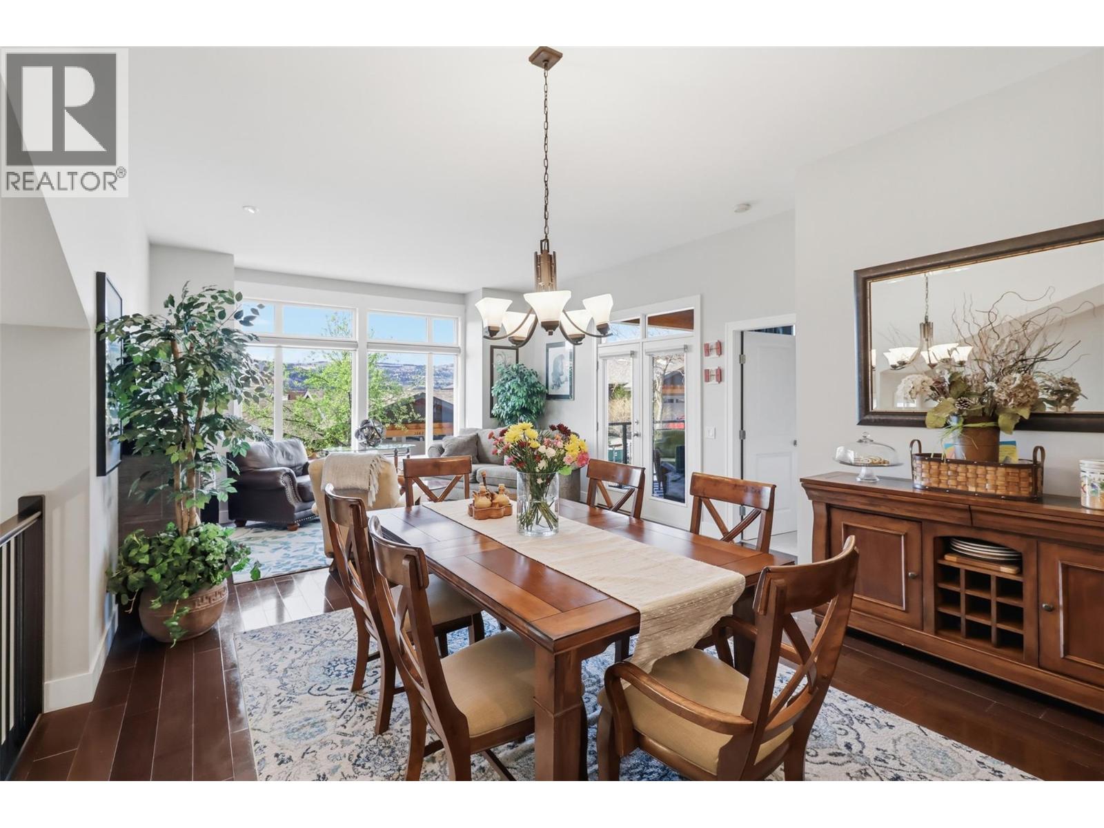 1530 GOLF RIDGE Drive - 11