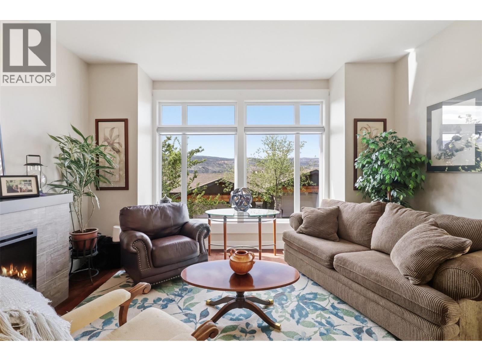 1530 GOLF RIDGE Drive - 15