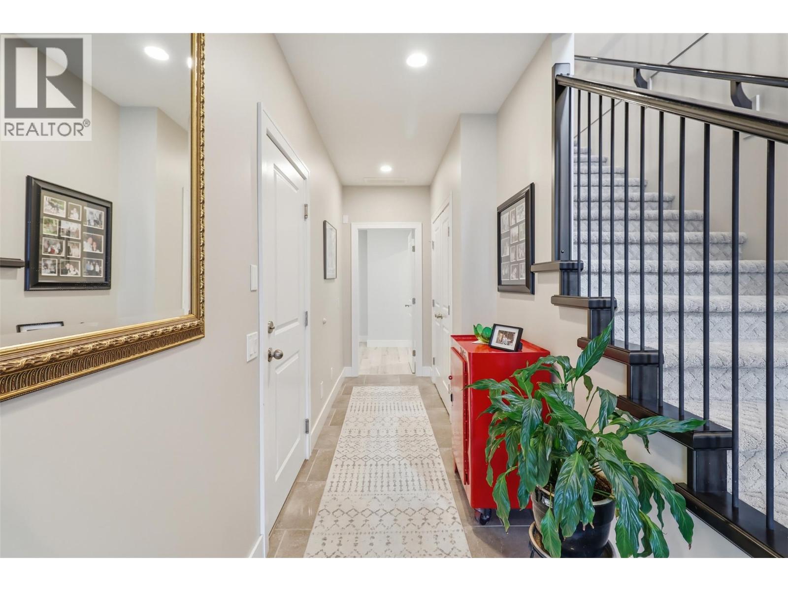 1530 GOLF RIDGE Drive - 36