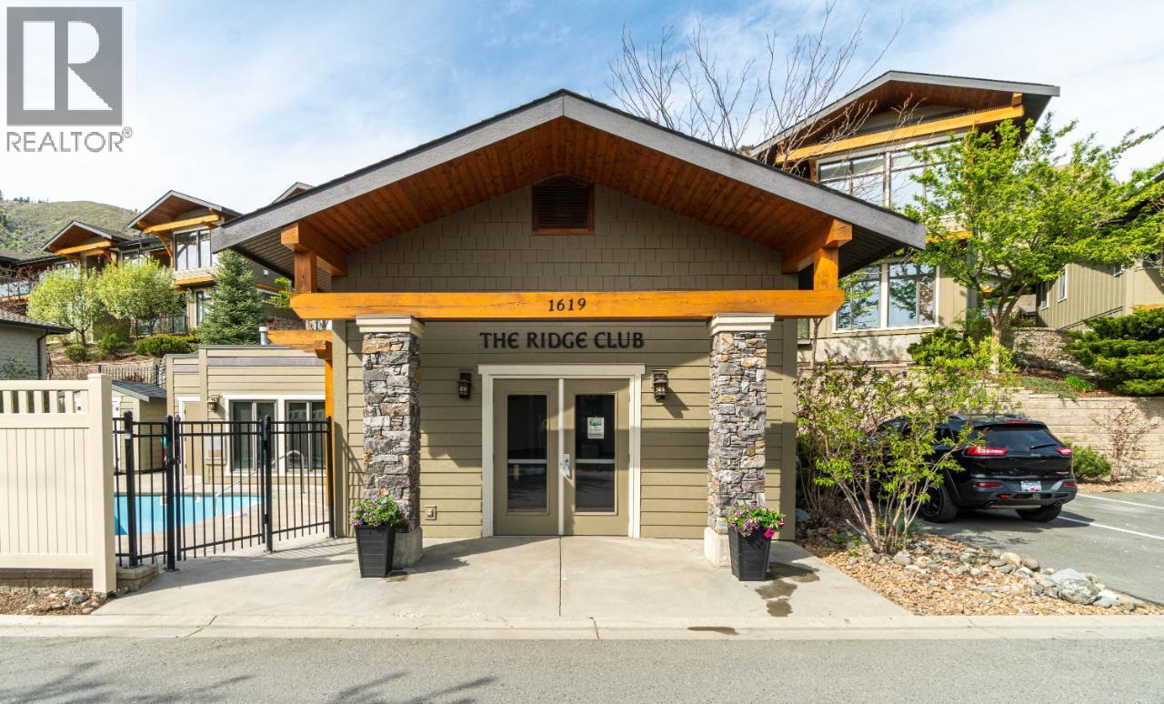 1530 GOLF RIDGE Drive - 64