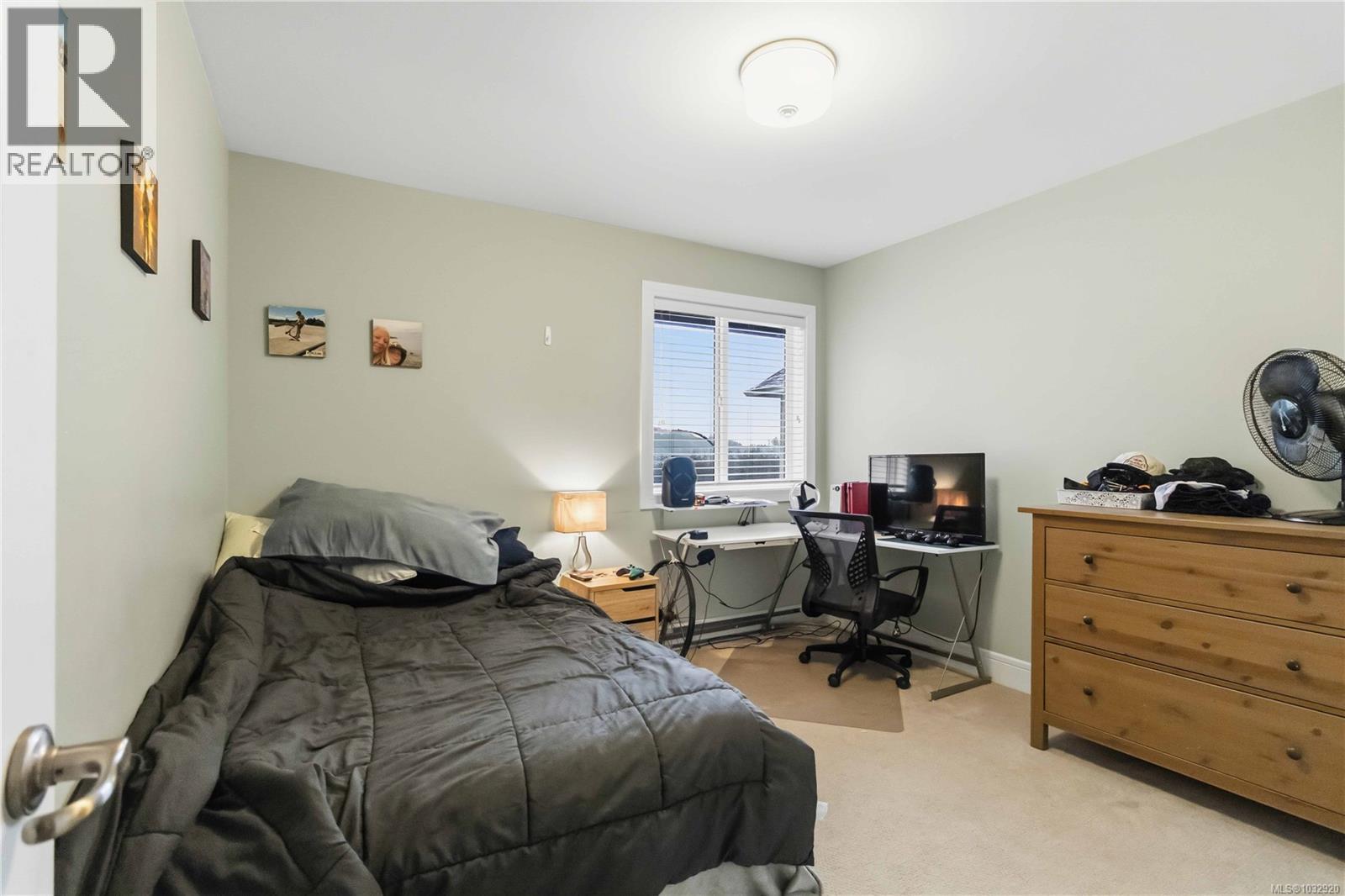  3023 Constellation Avenue, Langford