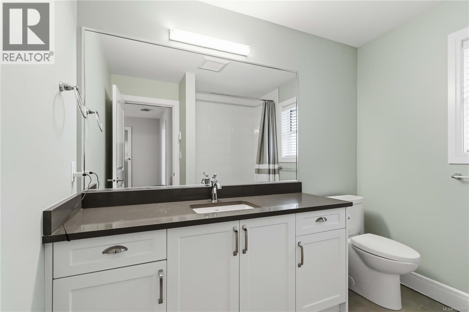  3023 Constellation Avenue, Langford