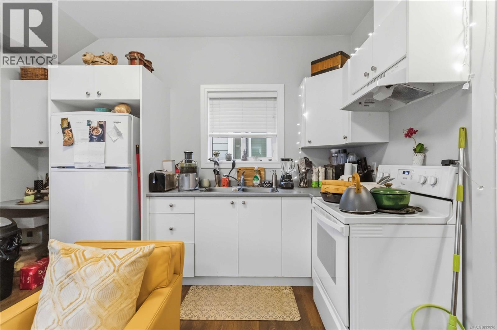  3023 Constellation Avenue, Langford