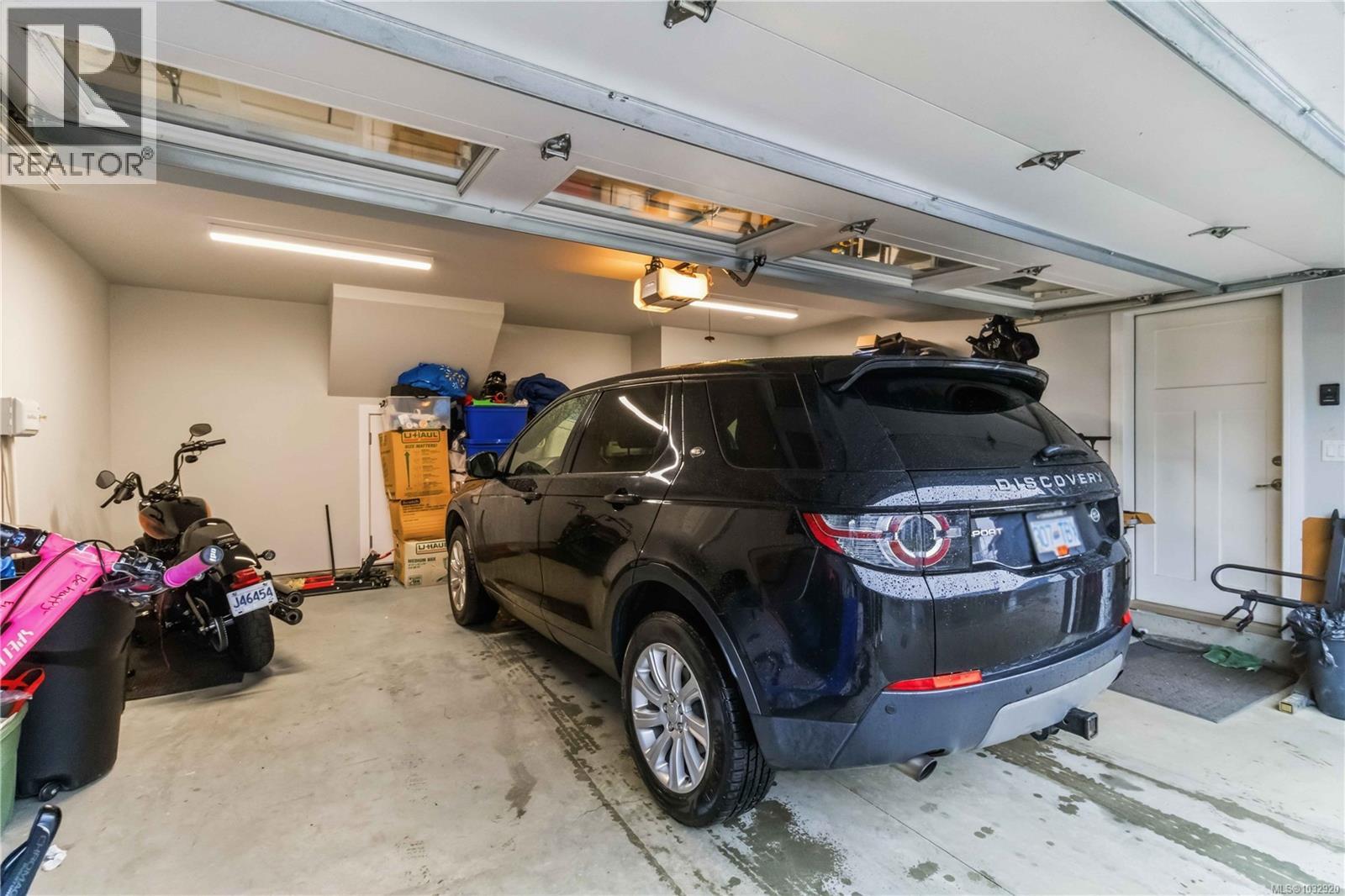  3023 Constellation Avenue, Langford