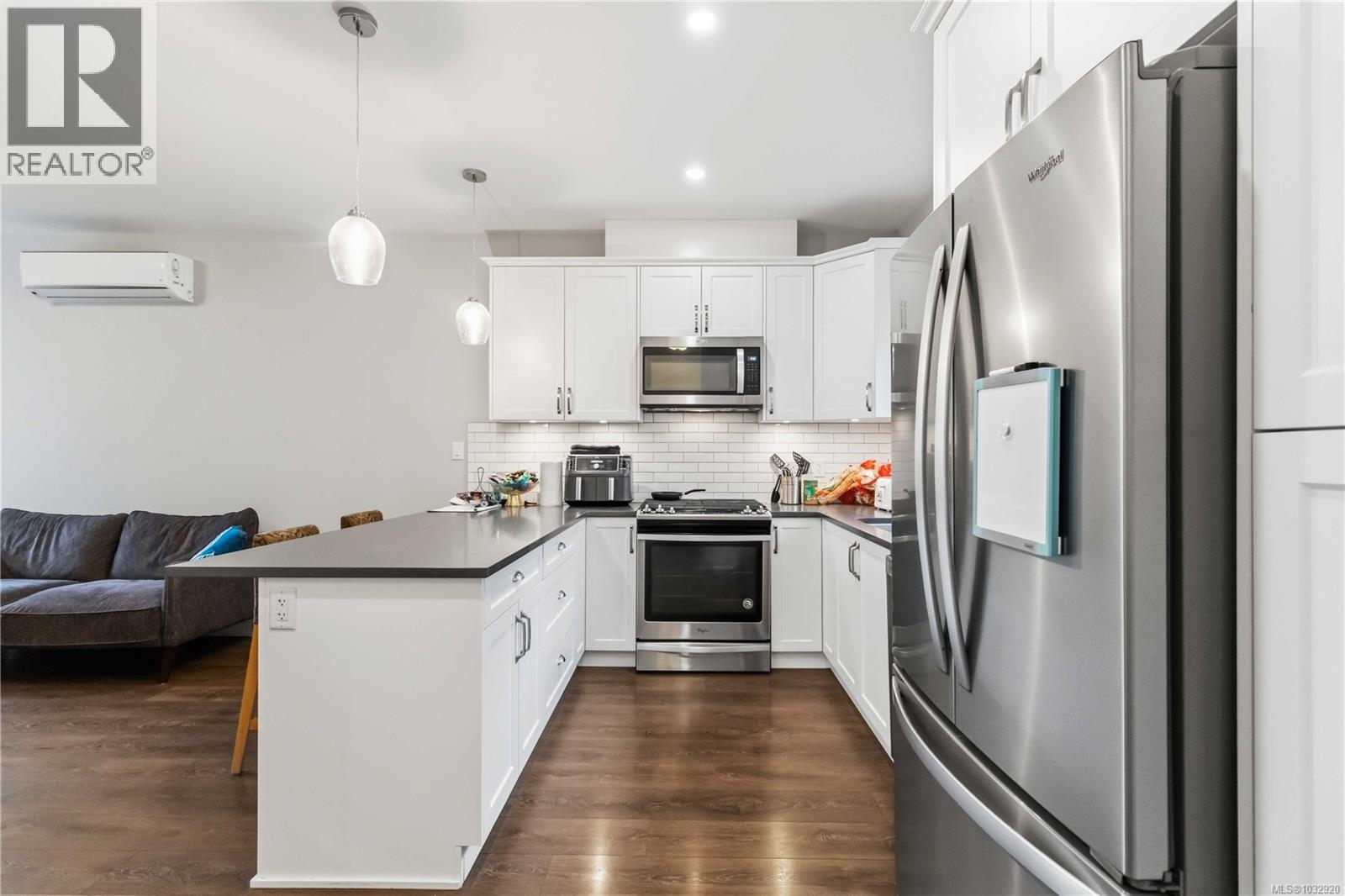  3023 Constellation Avenue, Langford