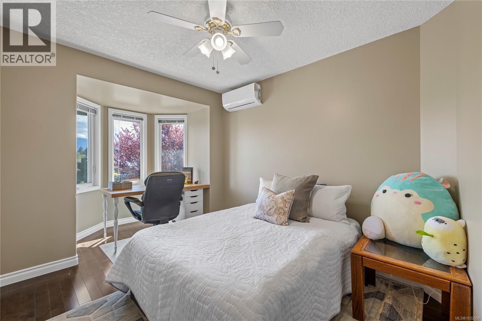 6226 McRobb Ave - 22