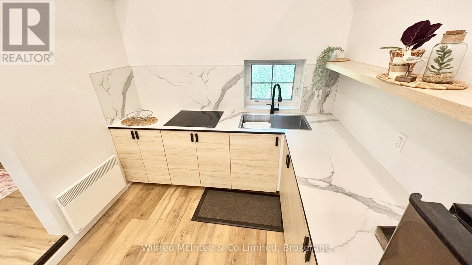 Nice finishes in kitchen