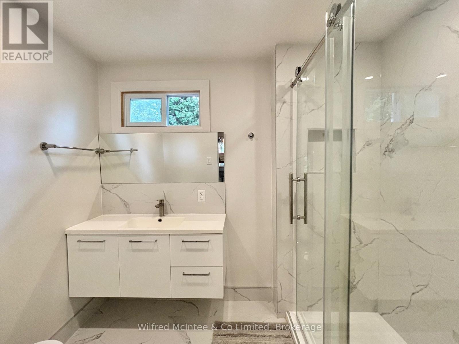Updated 3 pc bath
