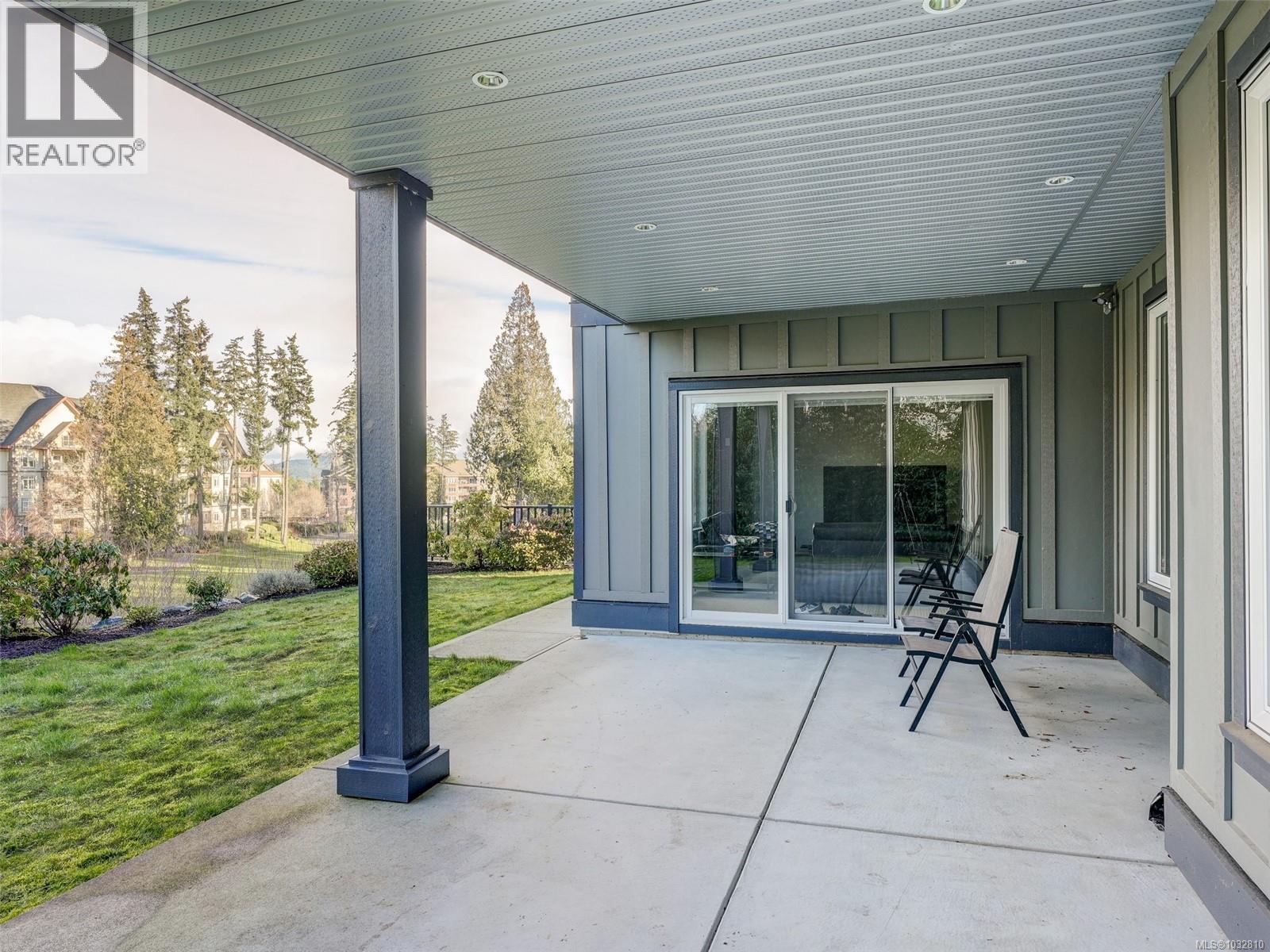 2156 Champions Way - 39