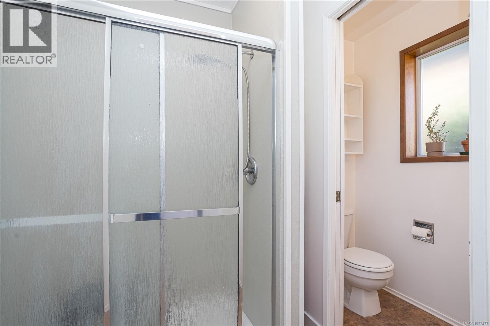 377 Campbell St - 15