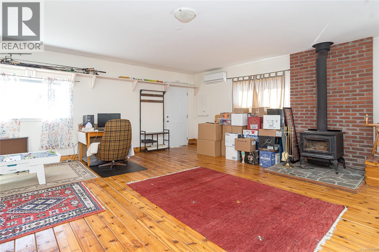 377 Campbell St - 19