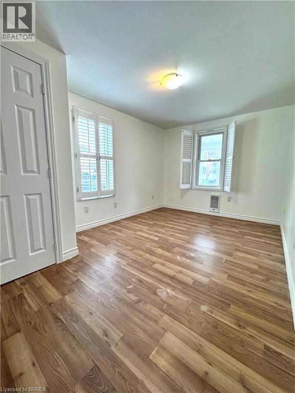 116 KENT Street S Unit# Main, Simcoe, Ontario, N3Y2Y1 — Photo 5