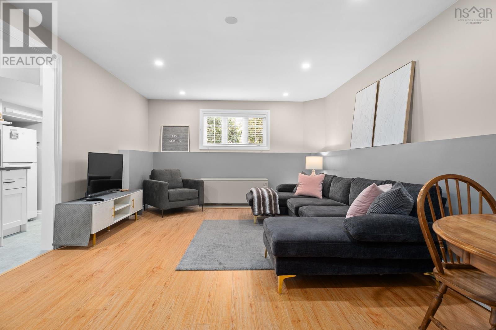 Property 32 of 48 of 161 Silistria Drive