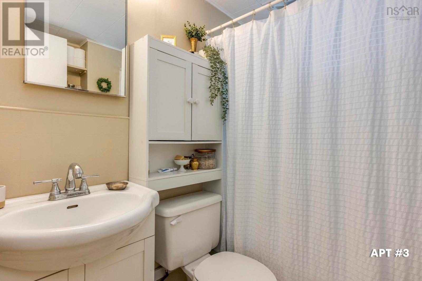 Property 43 of 49 of 12787 Highway 1